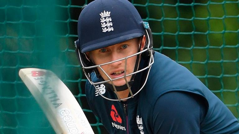 Root thanks England's lone fan for devoted support