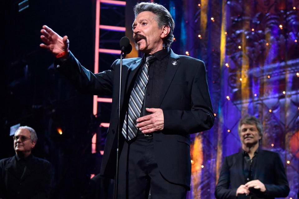 Inductee Alec John Such of Bon Jovi speaking onstage during the 33rd Annual Rock &amp; Roll Hall of Fame Induction Ceremony on April 14, 2018. - AFPPIX