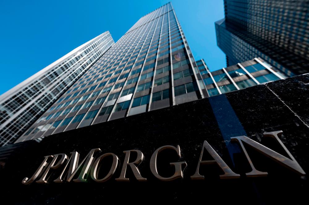 JPMorgan Chase &amp; Co world headquarters in New York City. JPMorgan Chase set aside another US$8.9 billion for bad loans in the second quarter following the upheaval of the coronavirus. – AFPPIX