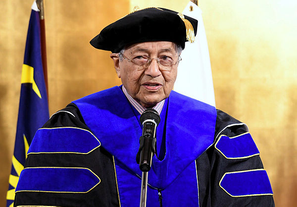 Malaysian Prime Minister Tun Dr Mahathir Mohamad delivered his acceptance speech after being conferred with the Honorary Doctorate of Philosophy from International University of Japan (IUJ) at Fukuoka, Japan today.