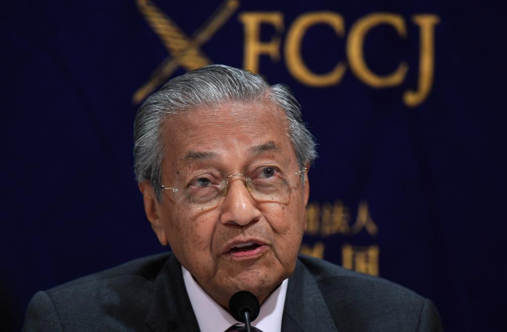 Prime Minister Tun Dr Mahathir Mohamad during a dialogue session at The Foreign Correspondents Club of Japan (FCCJ) on May 30, 2019. - Bernama