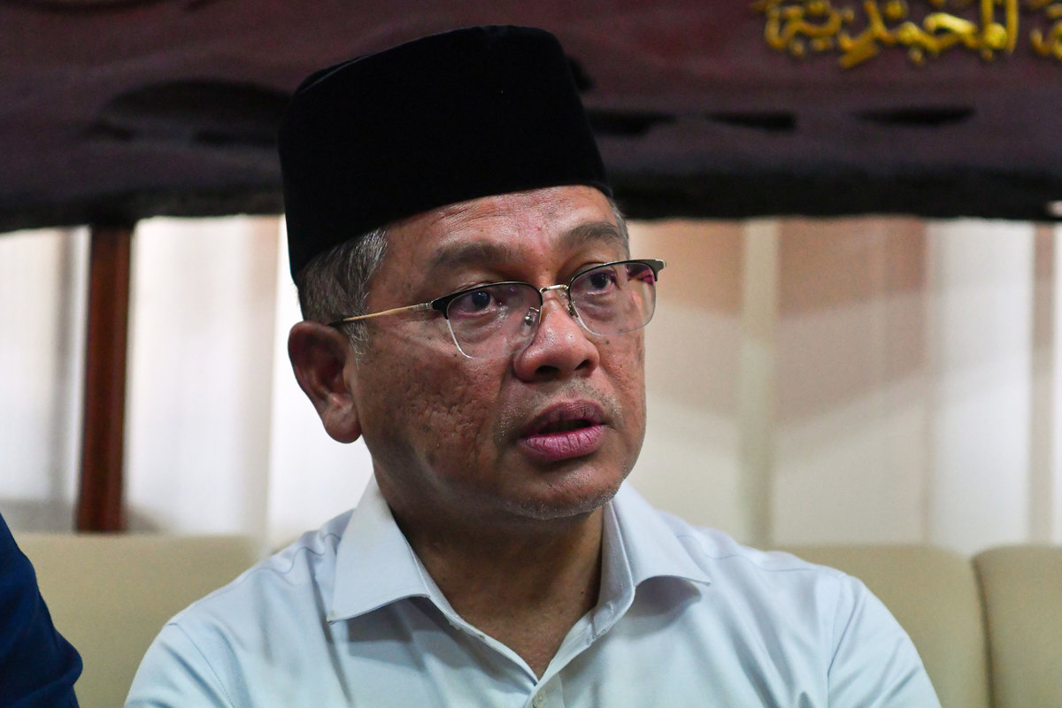 Minister in the Prime Minister’s Department (Religious Affairs) Datuk Dr Mohd Na’im Mokhtar at he Wacana Dakwah Al-Falah Memacu Ummah MADANI programme at Pondok Sungai Durian today. - BERNAMA