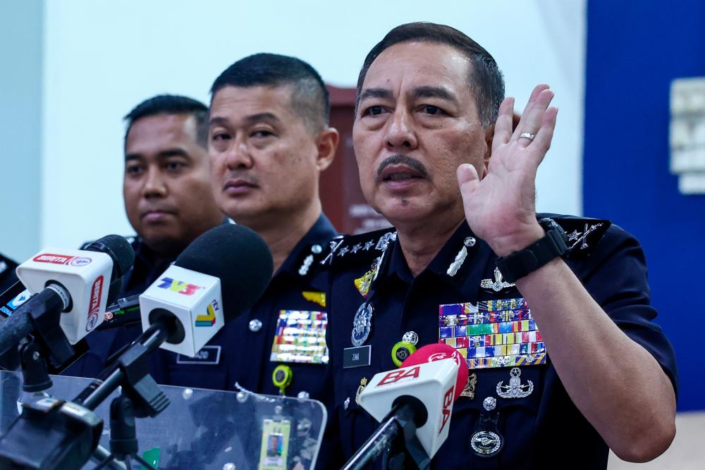 Kelantan police chief, Datuk Muhamad Zaki Harun - fotoBERNAMA