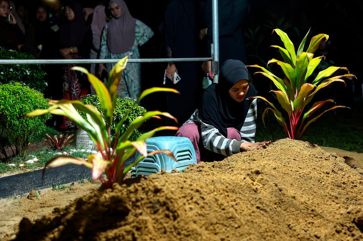 - fotoBERNAMA
