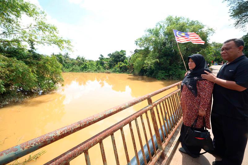 - fotoBERNAMA