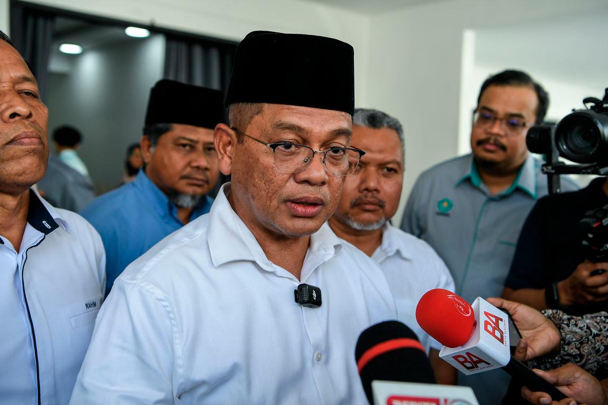 Minister in the Prime Minister’s Department (Religious Affairs) Datuk Dr Mohd Na’im Mokhtar - Photo by BERNAMA