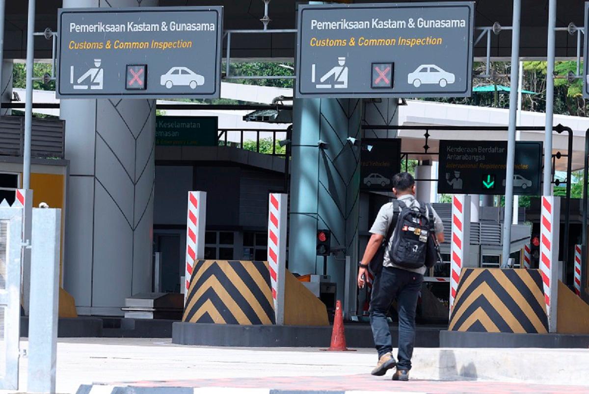 Kompleks Imigresen, Kastam, Kuarantin dan Keselamatan (ICQS) Bukit Kayu Hitam. - fotoBERNAMA