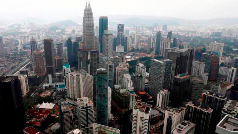 Malaysia facing challenges maintaining economic recovery momentum