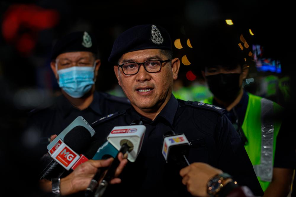 Ketua Jabatan Siasatan dan Penguatkuasaan Trafik Kuala Lumpur, ACP Sarifudin Mohd Salleh. - fotoBERNAMA