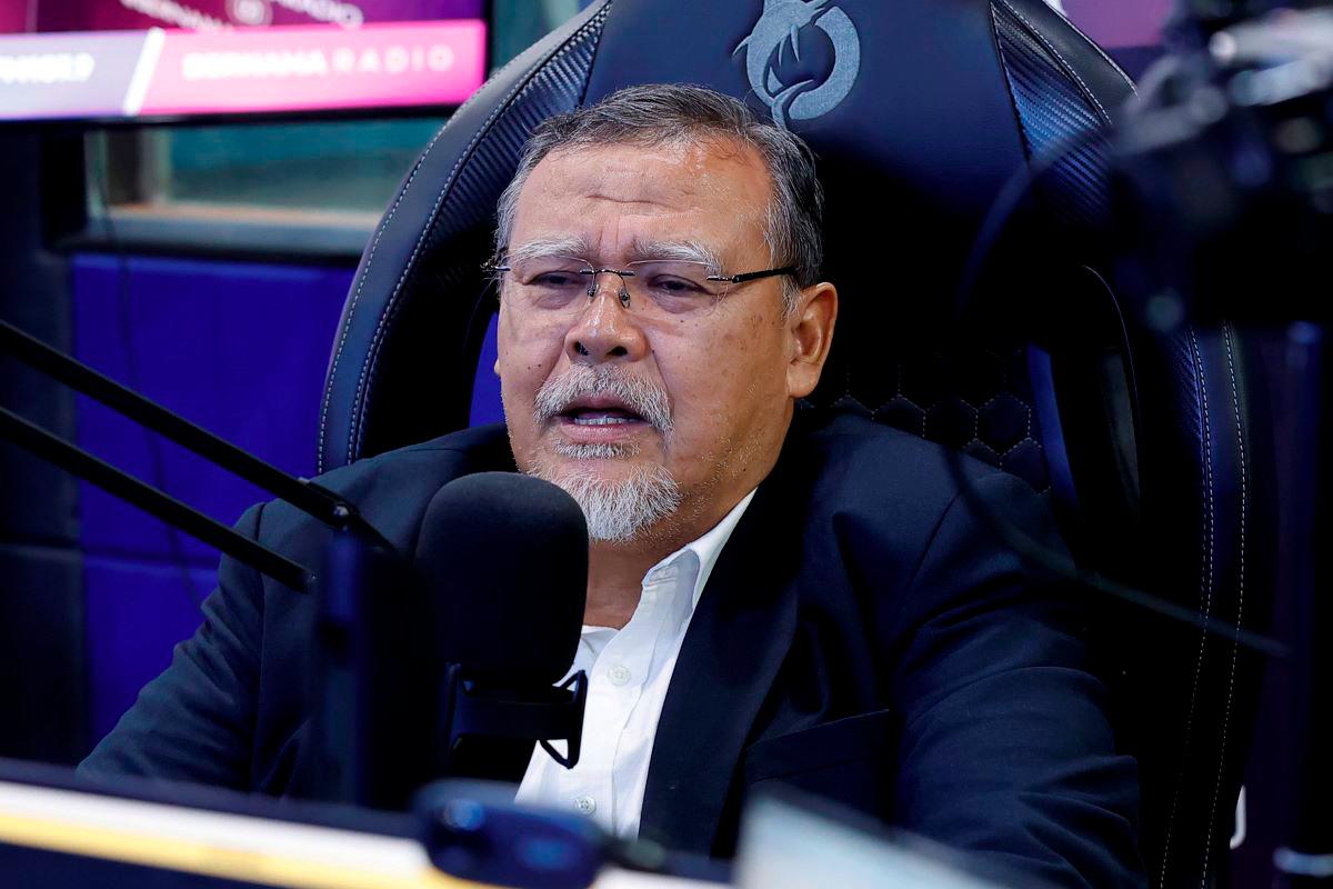 Member of Parliament for Sri Gading, Aminolhuda Hassan, was a guest on the Jendela Fikir programme titled Istimewa Merdeka, produced by Bernama Radio at Wisma Bernama today. - BERNAMA