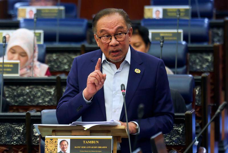 Prime Minister cum Finance Minister Datuk Seri Anwar Ibrahim during the Minister's question time at the Dewan Rakyat sitting today. - BERNAMAPIX