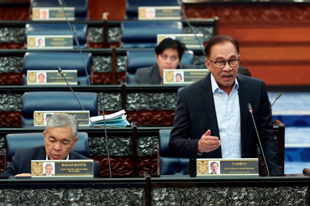 KUALA LUMPUR, 28 Mac -- Perdana Menteri Datuk Seri Anwar Ibrahim, yang juga Menteri Kewangan ketika sesi soal jawab pada Mesyuarat Pertama Penggal Kedua Parlimen ke-15 di Bangunan Parlimen hari ini/fotoBERNAMA