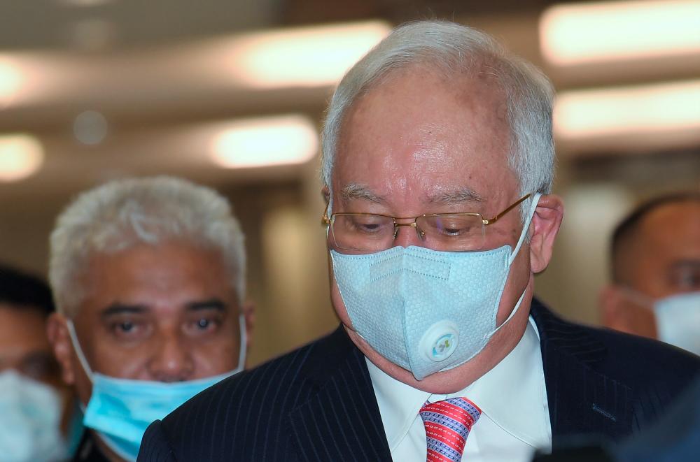 Najib withdraws review bid on lifting of stay on SRC trial