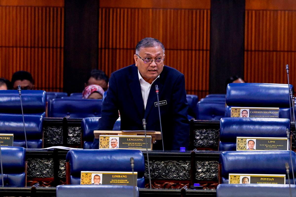 Deputy Home Minister Datuk Seri Dr Shamsul Anuar Nasarah - Photo by BERNAMA