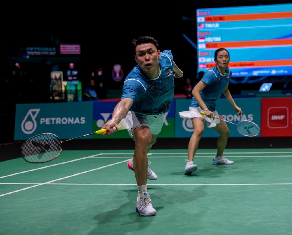 Tan Kian Meng (right) and Lai Pei Jing/BERNAMApix