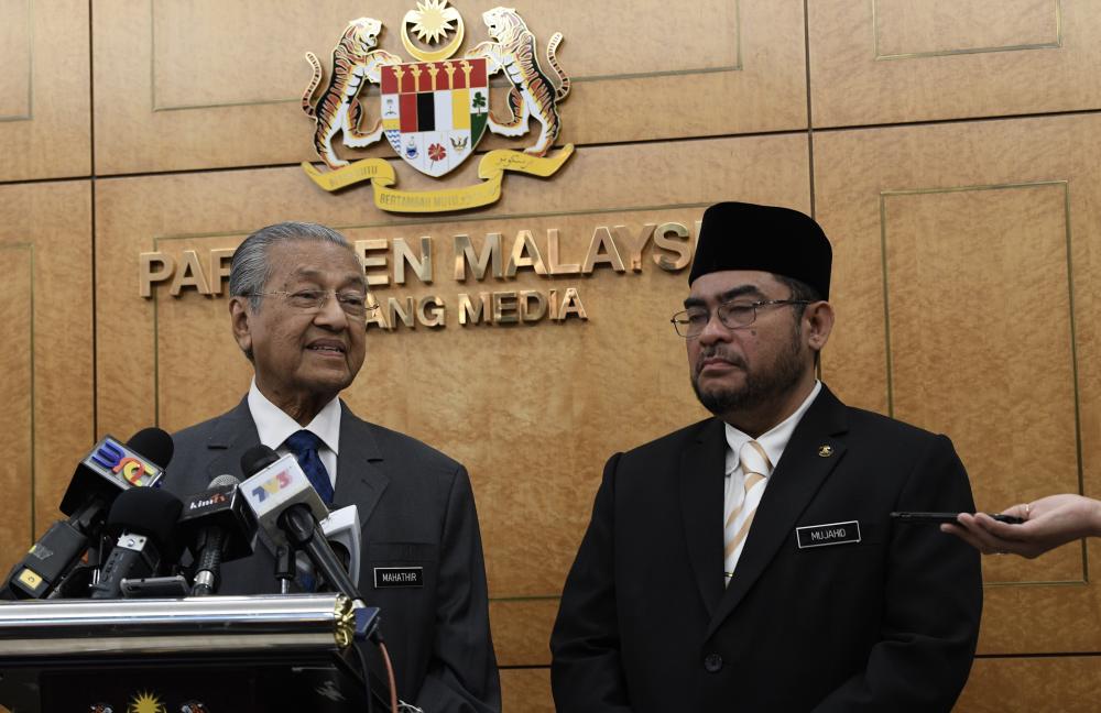Prime Minister Tun Dr Mahathir Mohamad speaks during a press conference at the Dewan Rakyat sitting at the Parliament House, on April 4, 2019. — Bernama