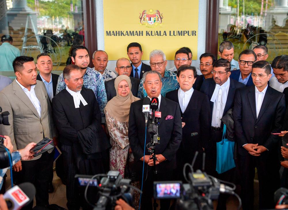 KUALA LUMPUR, Aug 15 -- Former Prime Minister Tan Sri Muhyiddin Yassin during a press conference at the Kuala Lumpur Courts Complex, today. - BERNAMAPIX