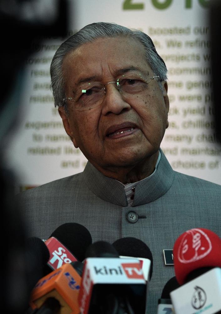 Prime Minister Tun Dr Mahathir Mohamad speaks at a press conference after delivering the keynote address at the opening of the Yayasan Sejahtera’s Community Development Fund at the International Day for the Eradication of Poverty 2019 Forum today. - Bernama