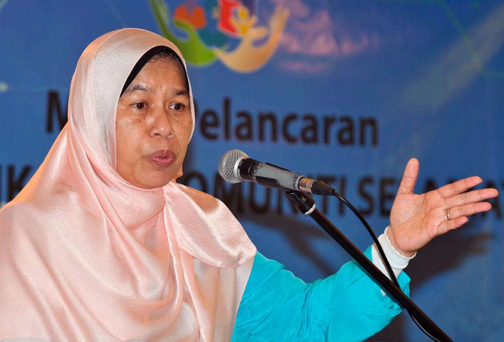 Housing and Local Government Minister Zuraida Kamaruddin delivers a speech at the launch of the new NGO called Ikatan today. - Bernama