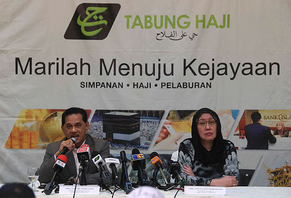 Lembaga Tabung Haji (TH) group managing director and CEO Datuk Seri Zukri Samat (L) speaks during a special press conference on the progress of the TH’s turnaround plan at TH Tower today. Also present was chairman of the TH Risk, Audit and Governance Committee Datuk Zaiton Mohd Hassan. — Bernama