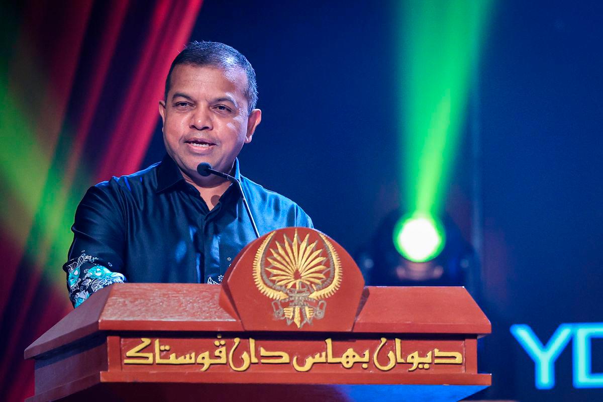 Deputy Inspector-General of Police Tan Sri Ayob Khan Mydin Pitchay. Bernamapix
