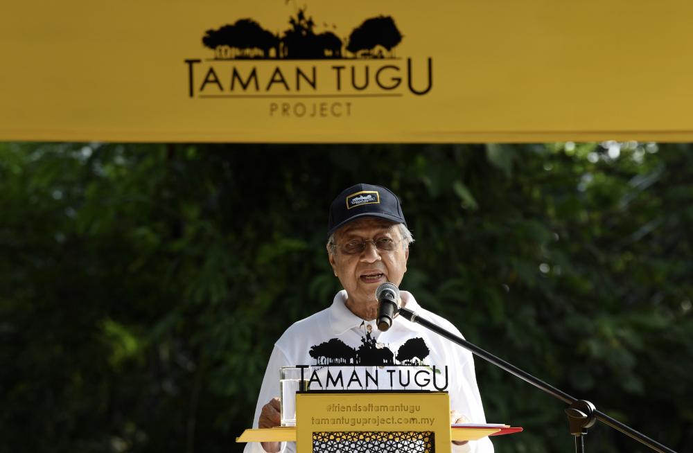Prime Minister Tun Dr Mahathir Mohamad delivers a speech during the Earth Day Celebration at Taman Tugu, on April 20, 2019. — Bernama