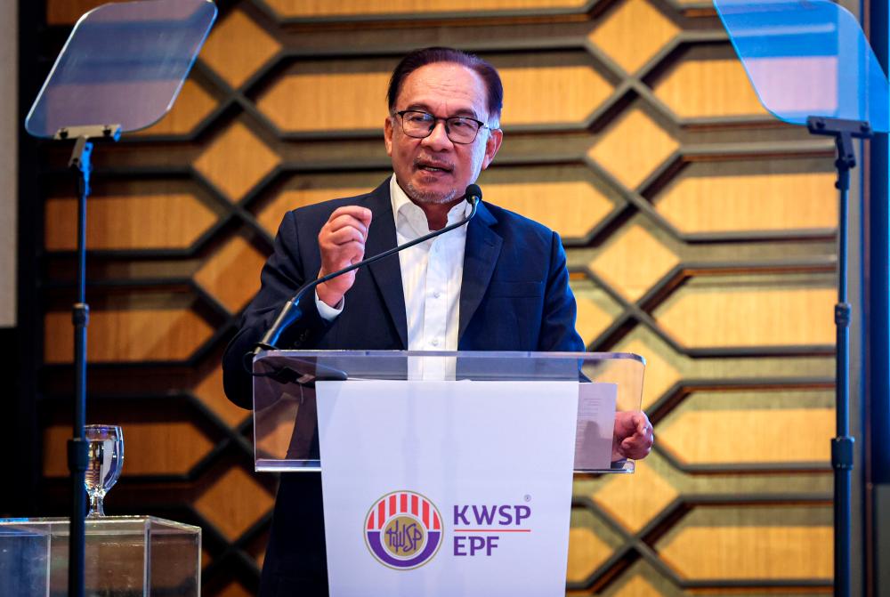 SHAH ALAM, 8 May -- Prime Minister Datuk Seri Anwar Ibrahim speaking in conjunction with the Opening Ceremony of the Kwasa Damansara Employees’ Provident Fund (EPF) Tower here today. BERNAMAPIX