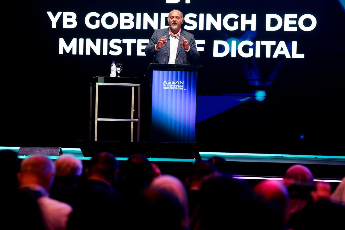 Gobind delivering his speech during the official launch of the National Cloud Computing Policy at Nexus Stage, MITEC. – BERNAMAPIC