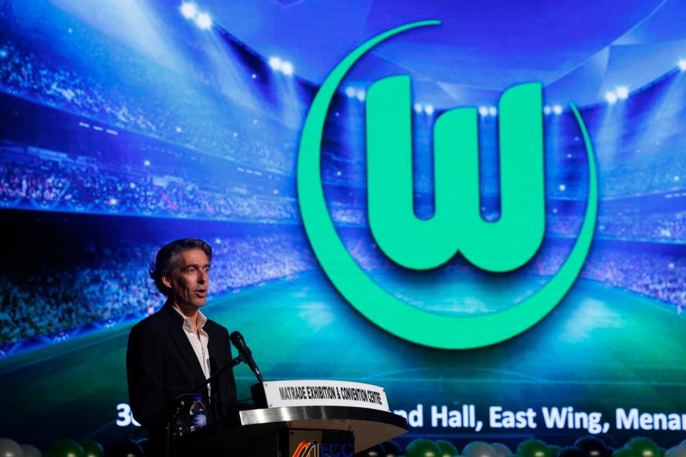 Chief Executive Officer (CEO) VfL Wolfsburg Micheal Meeske deliver his speech during VfL Wolfsburg (Southeast Asia) Regional Office Grand Opening held at the Menara Matrade today/BERNAMAPix