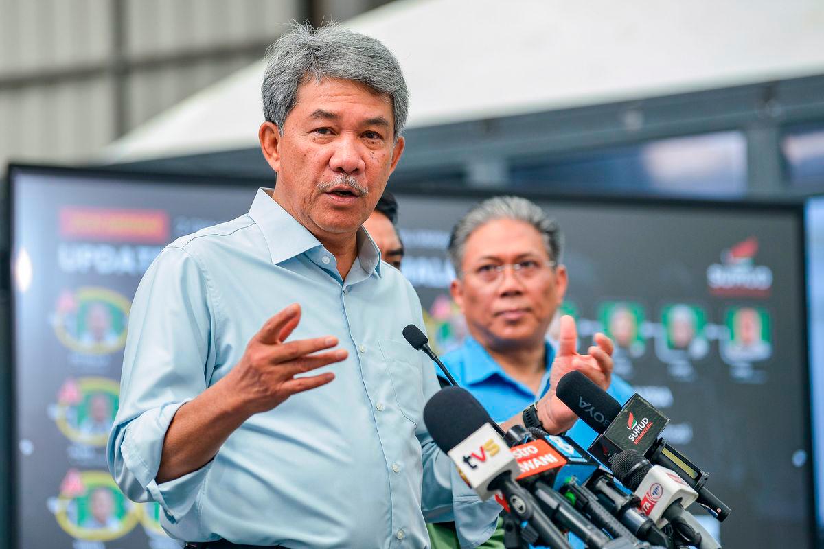 Foreign Minister Datuk Seri Mohamad Hassan during a press conference on the latest developments concerning the 23 Malaysian participants of the Global Sumud Flotilla (GSF) currently detained by Israel, at the Sumud Nusantara Command Centre (SNCC) today. – BERNAMA