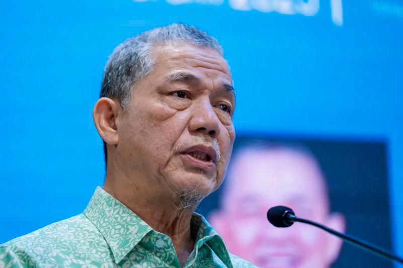 Deputy Prime Minister Datuk Seri Fadillah Yusof - BERNAMApix