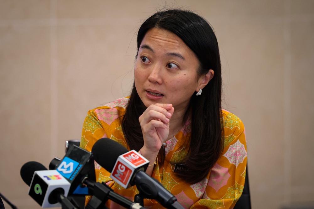 KUALA LUMPUR, March 20 — Youth and Sports Minister Hannah Yeoh speaking at a media conference after the Youth Development Cabinet Committee Meeting at the Parliament House today. BERNAMAPIX