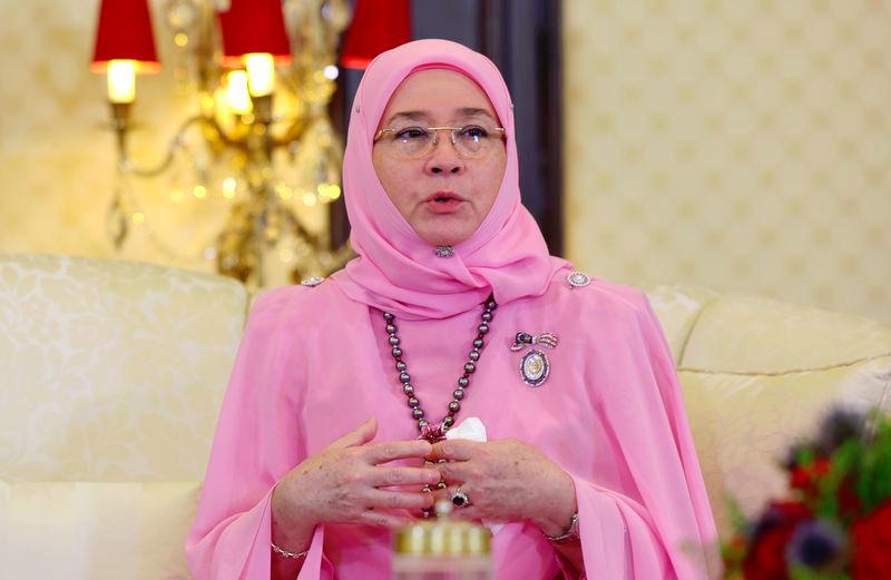 Tengku Ampuan of Pahang Tunku Azizah Aminah Maimunah Iskandariah - BERNAMApix