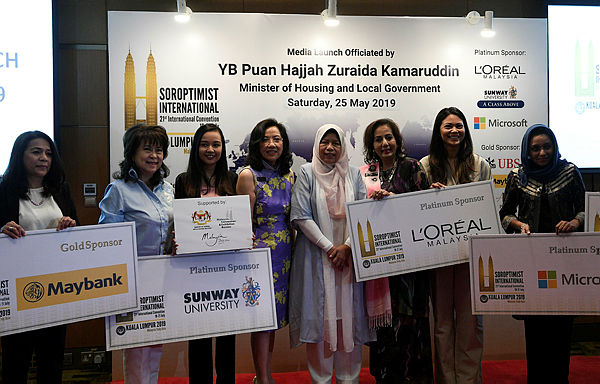 PKR vice president Zuraida Kamaruddin is pictured with sponsors at the launch of the Sororoptimist International’s 21st Global Conference at KLCC. — Bernama