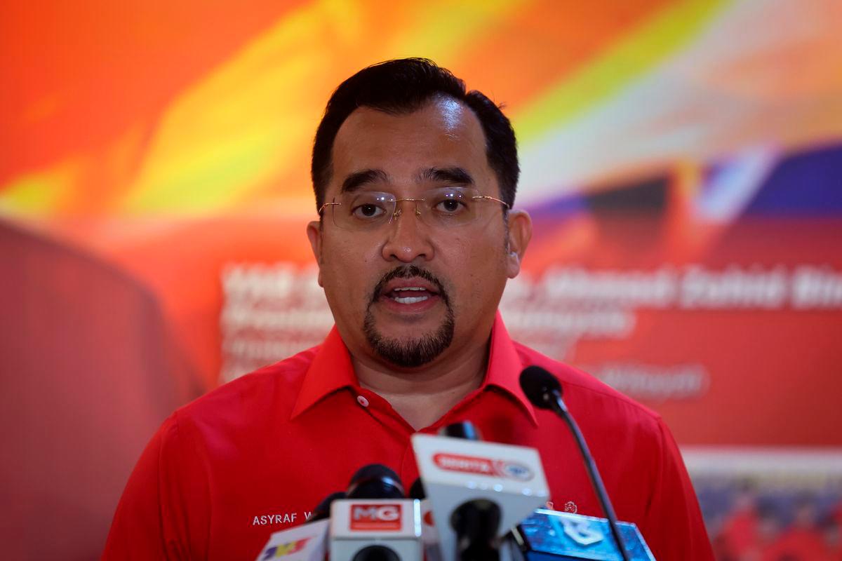 Unity Government Leadership Consultative Council secretariat chief Datuk Dr Asyraf Wajdi Dusuki - Photo by BERNAMA
