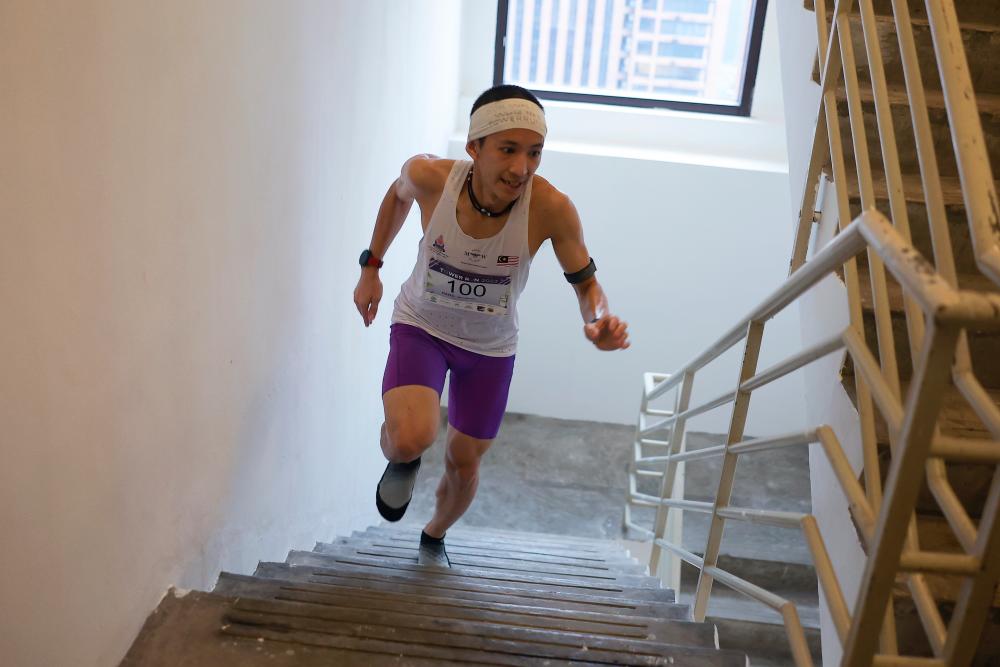 KUALA LUMPUR, July 23 -- The world’s number one tower runner, Soh Wai Ching during the Tower Run 2023 event in the open men’s category at Berjaya Times Square today. BERNAMAPIX