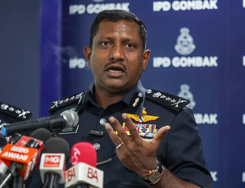 Selangor police chief, Datuk Hussein Omar Khan. - BERNAMAPIX