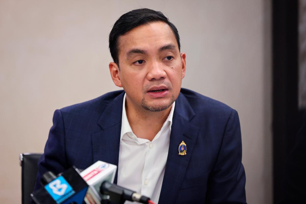Johor Menteri Besar Datuk Onn Hafiz Ghazi - BERNAMApix