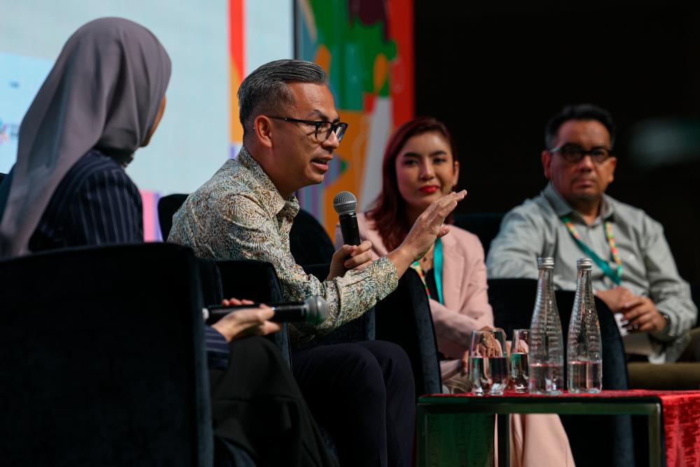 - fotoBERNAMA