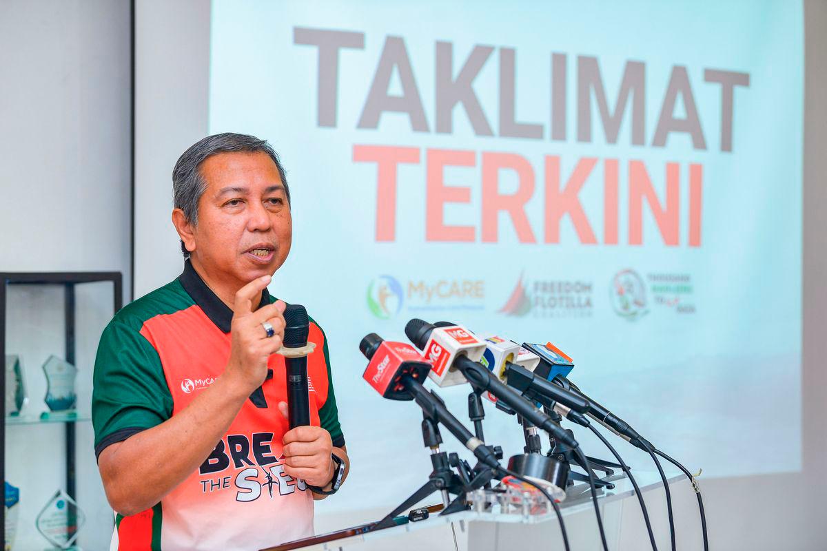 Chief Executive Officer of Humanitarian Care Malaysia (MyCARE), Kamarul Zaman Shaharul Anwar, at a press conference at MyCARE’s headquarters here today. – BERNAMA