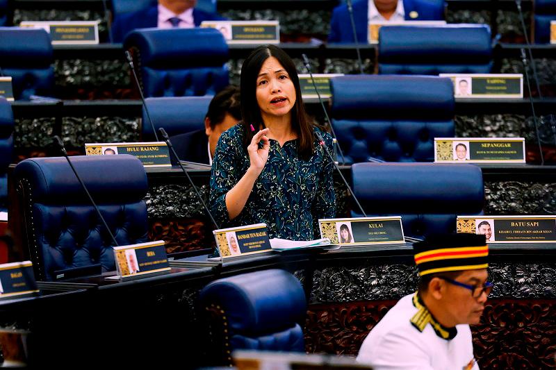 Timbalan Menteri Komunikasi, Teo Nie Ching. - fotoBERNAMA