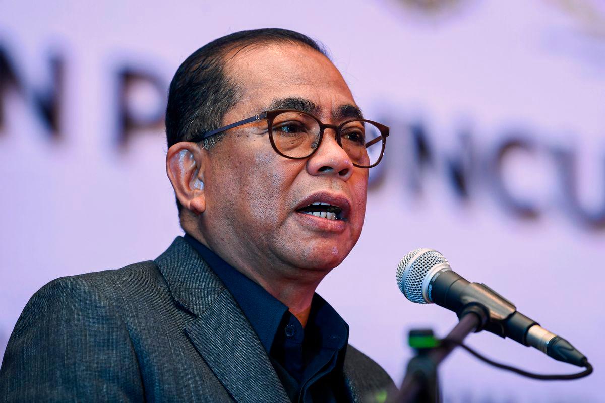 Menteri Pertahanan Datuk Seri Mohamed Khaled Nordin - FotoBernama