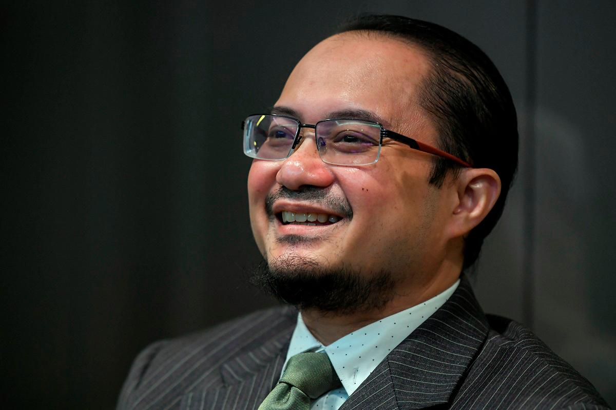 - Gambar fail Bernama