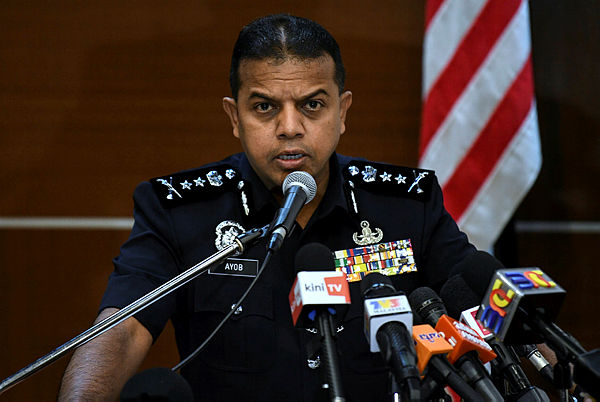 Filepix taken on Oct 13 shows Bukit Aman’s Special Branch Counter Terrorism Division (E8) principal assistant director, Datuk Ayob Khan Mydin Pitchay speaking at a press conference in Bukit Aman. — Bernama