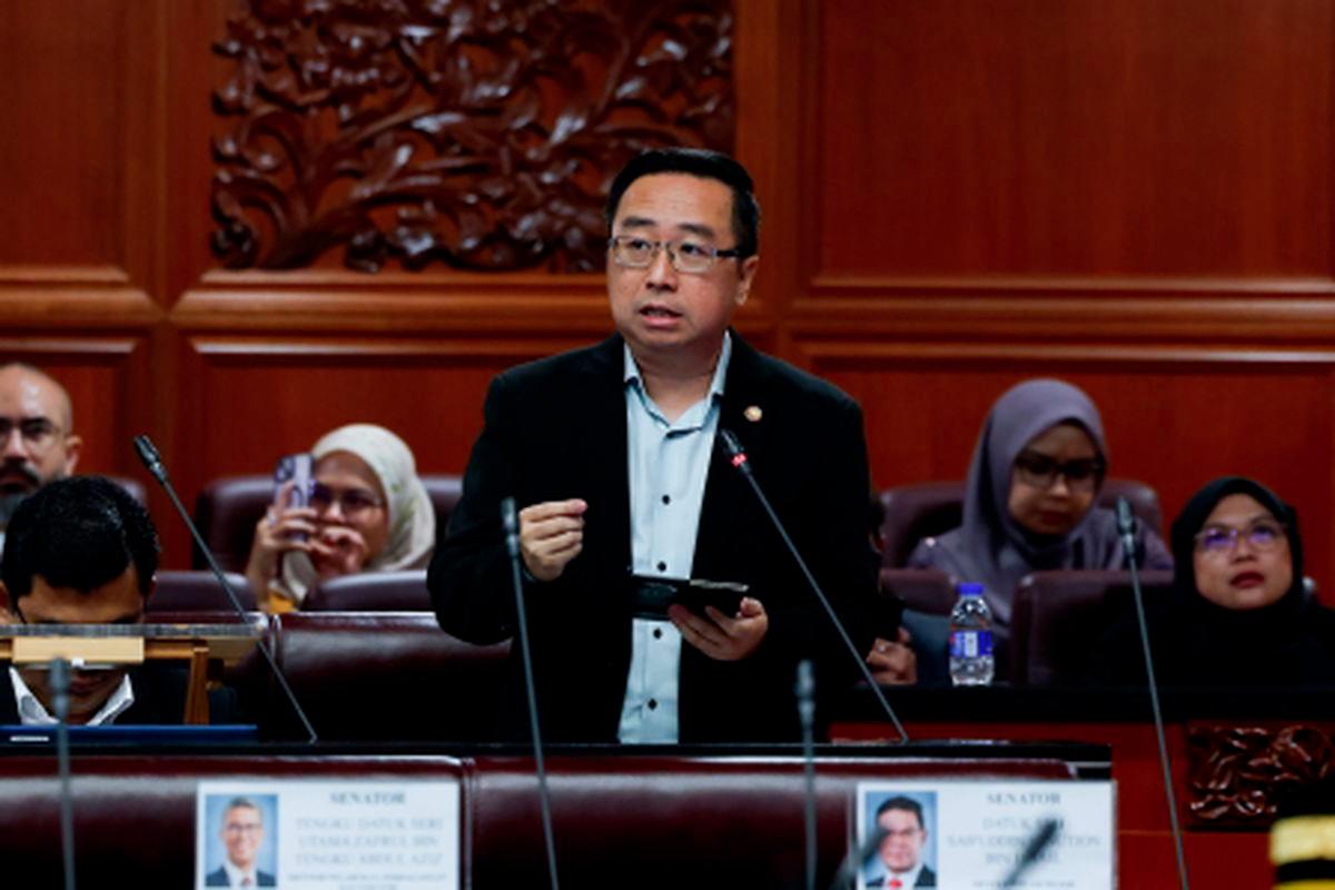 Menteri Sains, Teknologi dan Inovasi Chang Lih Kang ketika Mesyuarat Kedua, Penggal Keempat Parlimen ke-15 Persidangan Dewan Negara di Bangunan Parlimen hari ini. - fotoBERNAMA