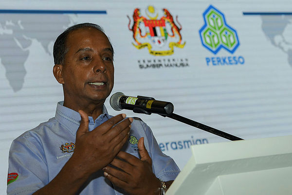 Filepix taken on April 16 shows Human Resources Minister M. Kula Segaran speaking at the EIS Perkeso Work Carnival in Kuala Lumpur. — Bernama
