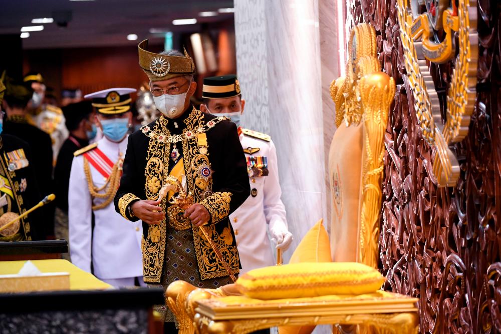 Yang di-Pertuan Agong Al-Sultan Abdullah Ri'ayatuddin Al-Mustafa Billah Shah arrives at the Parliament Building to officiate the Third Session of the 14th Parliament today. - Bernama