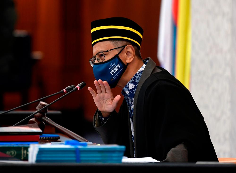 KUALA LUMPUR, Jan 20 –– Dewan Rakyat Speaker Tan Sri Azhar Azizan Harun at the special meeting of the fourth term of the 14th Parliament at the Parliament building today. BERNAMApix