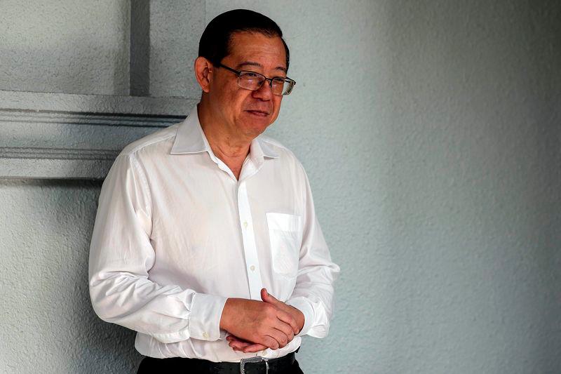 Bekas Ketua Menteri Pulau Pinang, Lim Guan Eng hadir di Kompleks Mahkamah Kuala Lumpur hari ini bagi prosiding perbicaraan kes rasuah terowong dasar laut di Pulau Pinang yang dihadapi beliau. - fotoBERNAMA