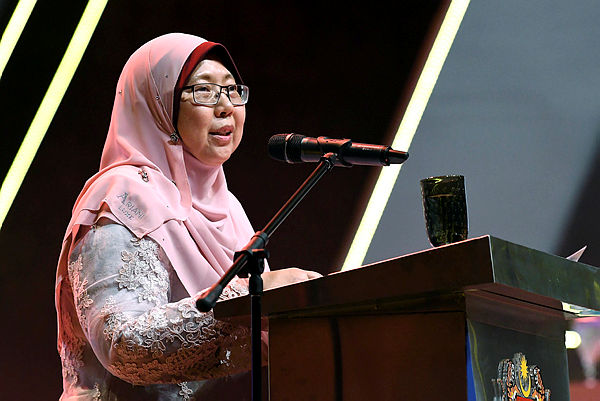Filepix take on April 15 shows Deputy Minister in the Prime Minister’s Department Fuziah Salleh speaking at the Kuala Lumpur Konvensyen Centre. — Bernama